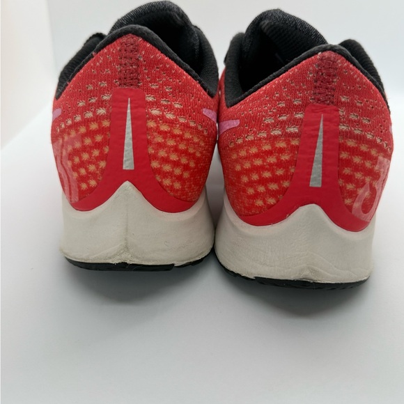 Women Nike Pegasus 35 Pink Running Shoes, Size 6.5. - Picture 3 of 8
